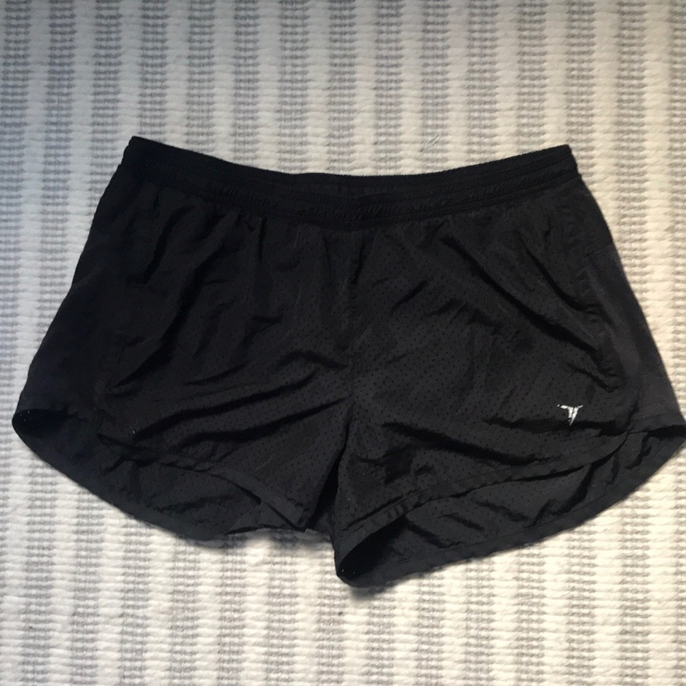 Old Navy Black Athletic Shorts - M